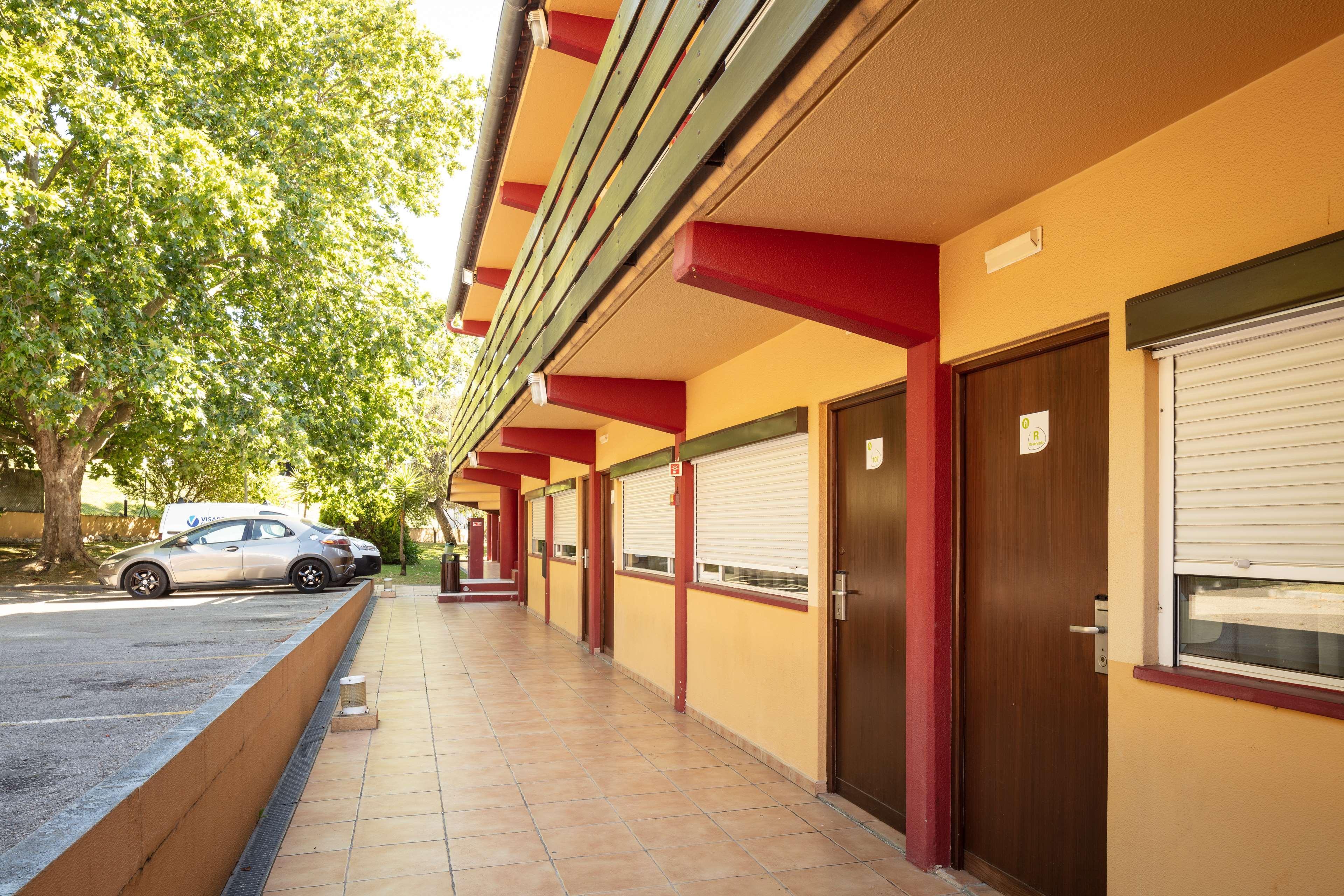 Hotel Campanile Lisboa Sud - Setúbal Esterno foto
