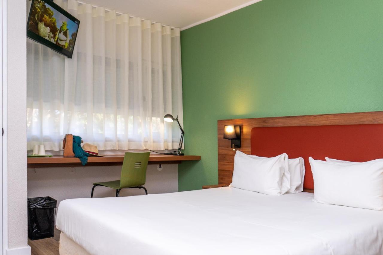 Hotel Campanile Lisboa Sud - Setúbal Esterno foto